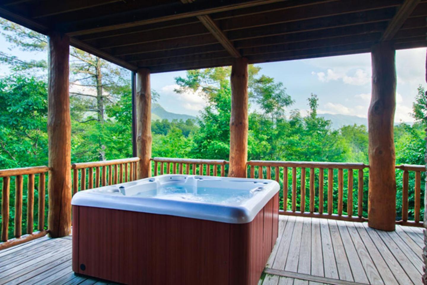 Big Bear Ridge Lodge - Breathtaking Mountain Views And Private Forest Scenes In Amazing Large Log Cabin Gatlinburg Exterior photo